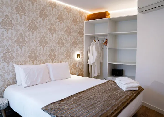 Iberia Ponta Delgada (Sao Miguel)